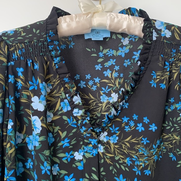 CeCe Aria Baby Doll Floral Ruffled Neck Button Down Blouse Top - Picture 8 of 10
